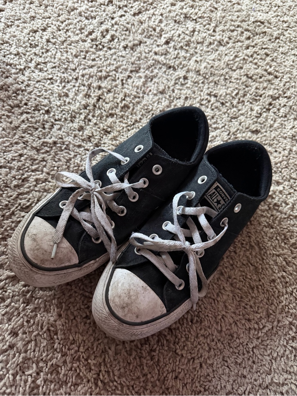 Black Comverse Low-Top Sneakers - Black